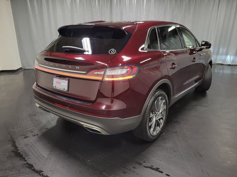 Used 2023 Lincoln Nautilus Reserve w/ Luxury Package AWD/4WD image 8