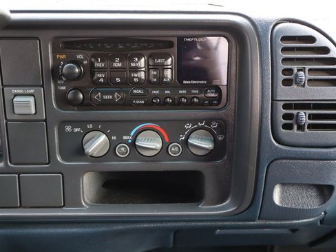 Used 1995 GMC Sierra 2500 4x4 Extended Cab image 30