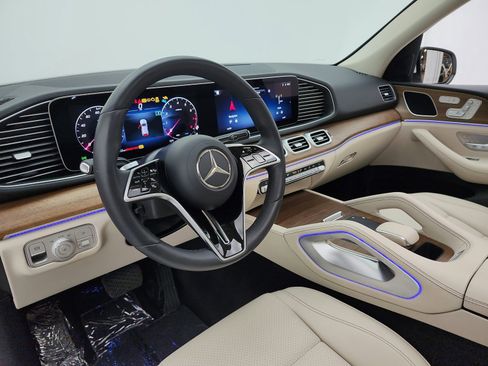 Used 2024 Mercedes-Benz GLE 350 4MATIC image 12