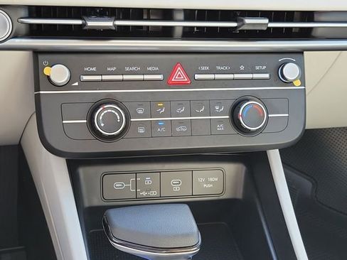 New 2026 Hyundai Tucson SE image 10