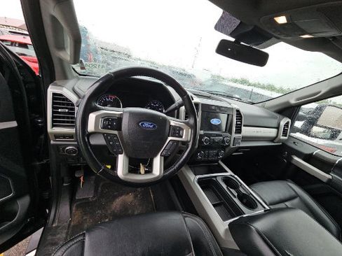 Used 2021 Ford F250 Lariat w/ Lariat Ultimate Package AWD/4WD image 11
