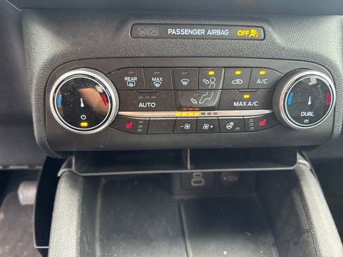 Used 2024 Ford Escape Active AWD/4WD image 30