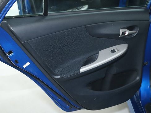 Used 2010 Toyota Corolla S image 13