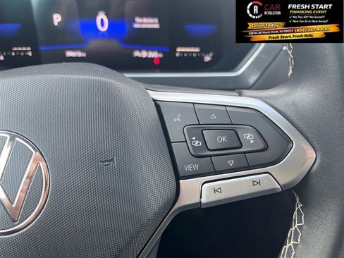 Used 2022 Volkswagen Tiguan SE image 20