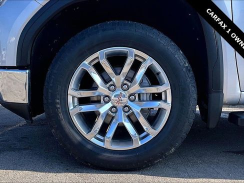 Used 2021 GMC Sierra 1500 SLT image 32