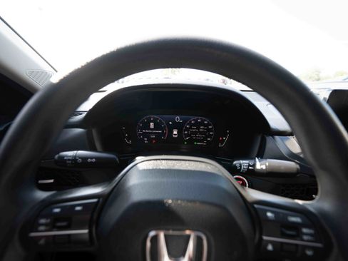 Used 2025 Honda Accord SE image 15