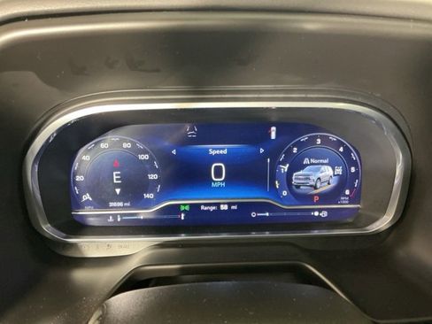 Used 2023 Chevrolet Tahoe RST image 18