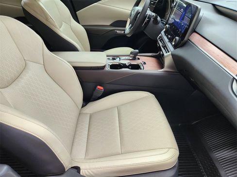Used 2023 Lexus RX 350 Premium Plus image 14