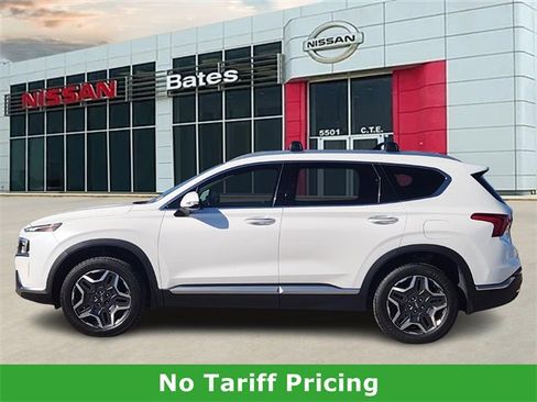 Used 2022 Hyundai Santa Fe SEL Premium image 3