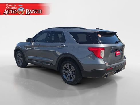 Used 2021 Ford Explorer XLT w/ Equipment Group 202A AWD/4WD image 3