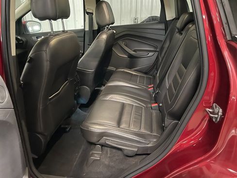 Used 2017 Ford Escape Titanium AWD/4WD image 15