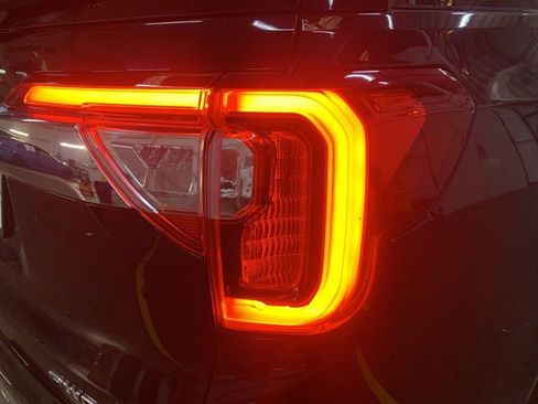 Used 2022 GMC Acadia Denali image 30