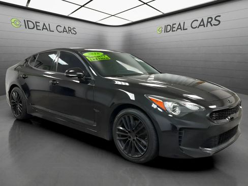 Used 2018 Kia Stinger RWD image 3