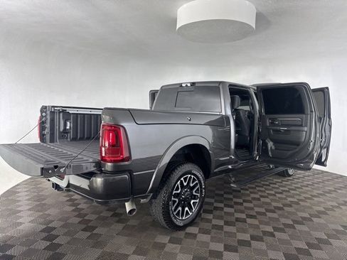 Used 2025 RAM 3500 Limited image 14