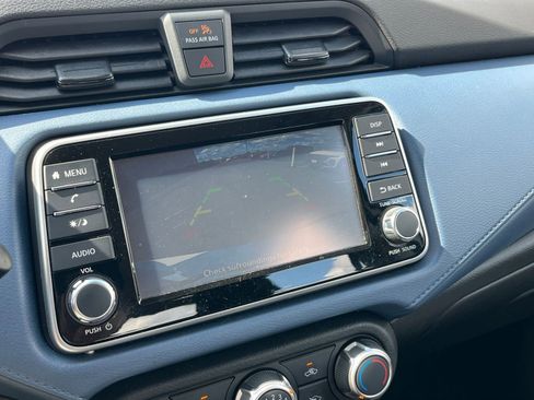 Used 2025 Nissan Versa SV FWD image 23