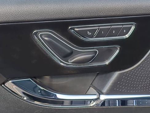 Used 2024 Lincoln Corsair Reserve w/ Equipment Group 201A image 16