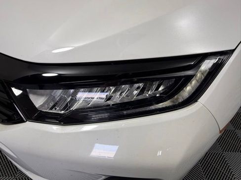 Used 2025 Honda Odyssey Touring image 10