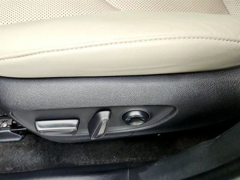 Used 2024 Toyota Grand Highlander AWD image 12