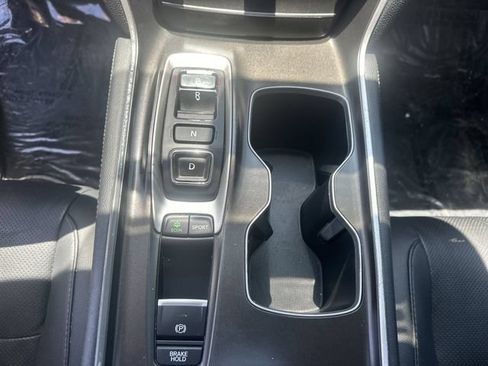 Used 2019 Honda Accord Touring image 22