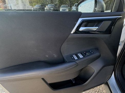 Used 2022 Mitsubishi Outlander ES AWD/4WD image 13