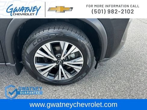 Used 2022 Nissan Rogue SV FWD image 12