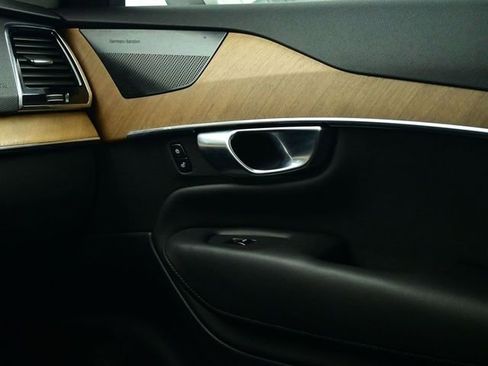 Used 2023 Volvo XC90 B6 Plus w/ Protection Package image 45