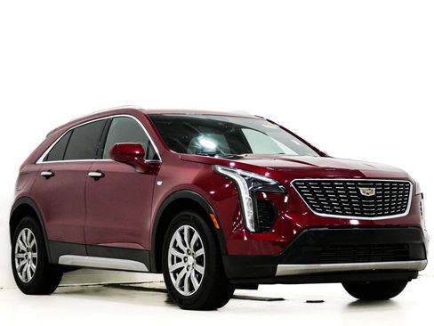 Used 2019 Cadillac XT4 Premium Luxury w/ Cold Weather Package image 1