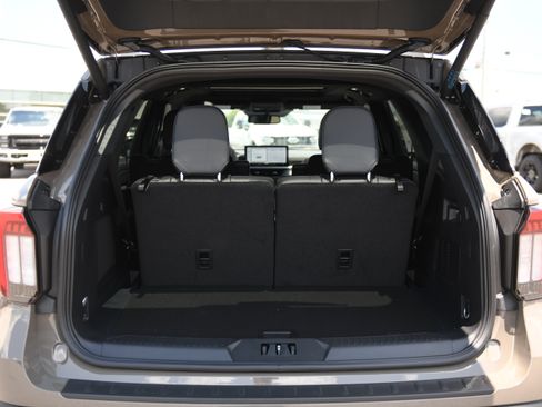 New 2026 Ford Explorer ST w/ Sun And Sound Package RWD image 9