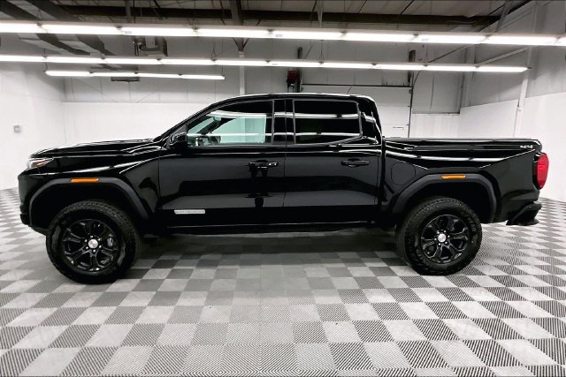 Used 2024 GMC Canyon Elevation w/ Convenience Package AWD/4WD image 14