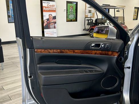 Used 2018 Lincoln MKT AWD w/ Technology Package image 15