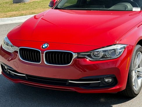 Used 2018 BMW 330i Sedan image 9