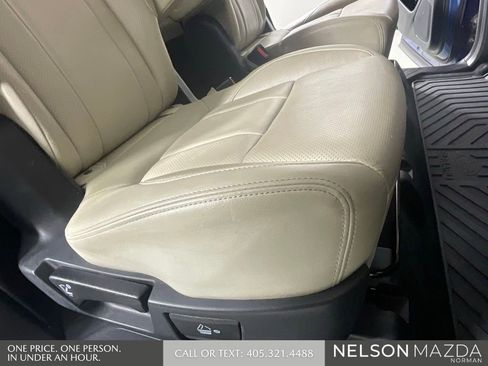 Used 2019 Subaru Ascent Limited w/ Popular Package #2 AWD/4WD image 29