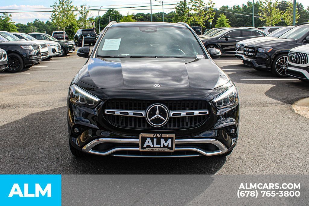 Used 2025 Mercedes-Benz GLA 250 image 9