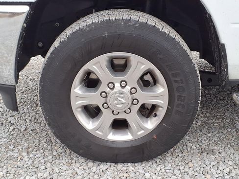 Used 2024 RAM 2500 Big Horn w/ Bed Utility Group image 14