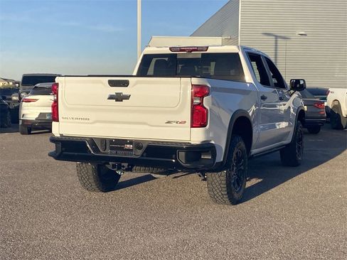 Used 2023 Chevrolet Silverado 1500 ZR2 w/ Technology Package image 29