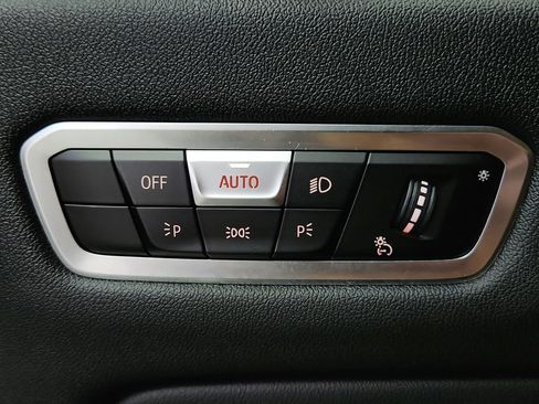 Used 2022 BMW X5 xDrive40i w/ Premium Package AWD/4WD image 24