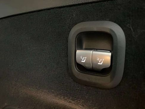 Used 2024 Mercedes-Benz EQS 450+ SUV w/ Exclusive Trim Package image 73