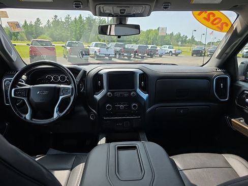 Used 2021 Chevrolet Silverado 1500 LT Trail Boss w/ Convenience Package II AWD/4WD image 34