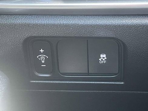 Certified 2024 Kia Sorento S FWD image 30