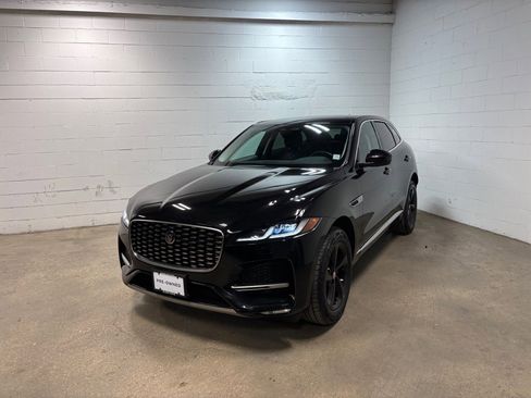 Used 2023 Jaguar F-PACE S image 2