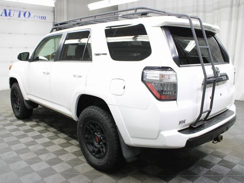 Used 2016 Toyota 4Runner TRD Pro image 5