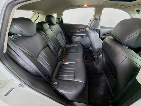 Used 2017 INFINITI QX50 AWD w/ Technology Package image 29