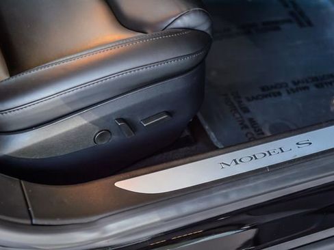 Used 2021 Tesla Model S Performance image 48