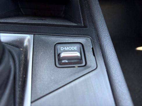 Used 2025 Nissan Kicks SV FWD image 23