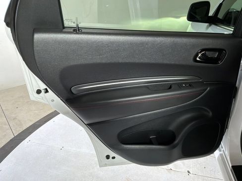 Certified 2025 Dodge Durango R/T AWD/4WD image 12
