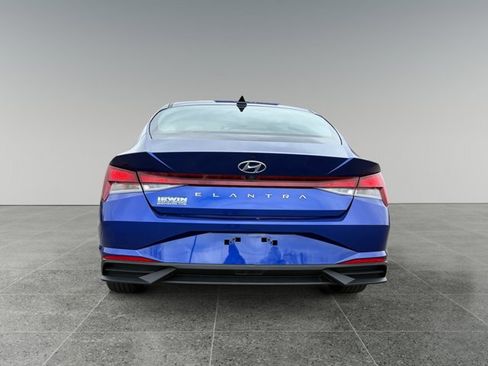 Certified 2023 Hyundai Elantra SEL w/ Convenience Package FWD image 4