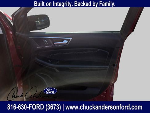 Used 2017 Ford Edge Titanium w/ Equipment Group 301A image 24