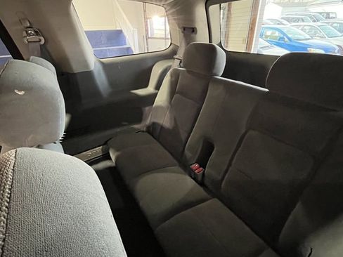 Used 2004 Dodge Durango SLT image 7