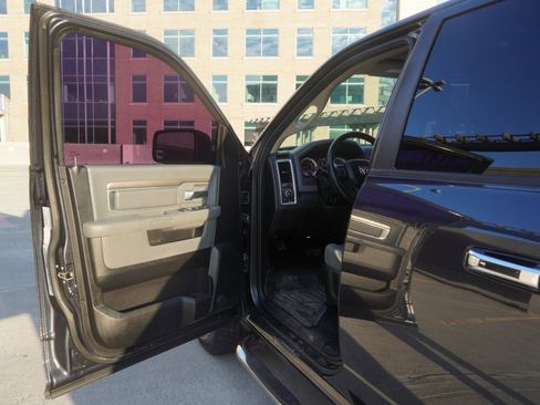 Used 2016 RAM 1500 Big Horn image 10