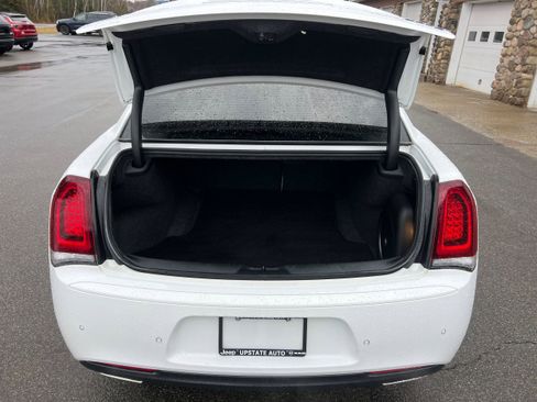 Used 2020 Chrysler 300 S w/ 300S Premium Group image 21